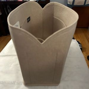 Samorga bag organizer for Goyard St. Louis PM tote bag.